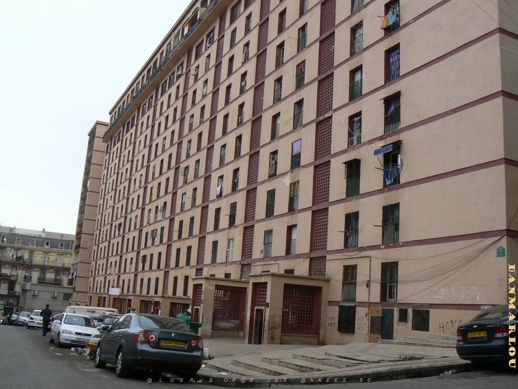 Cite Lescure 30 .jpg